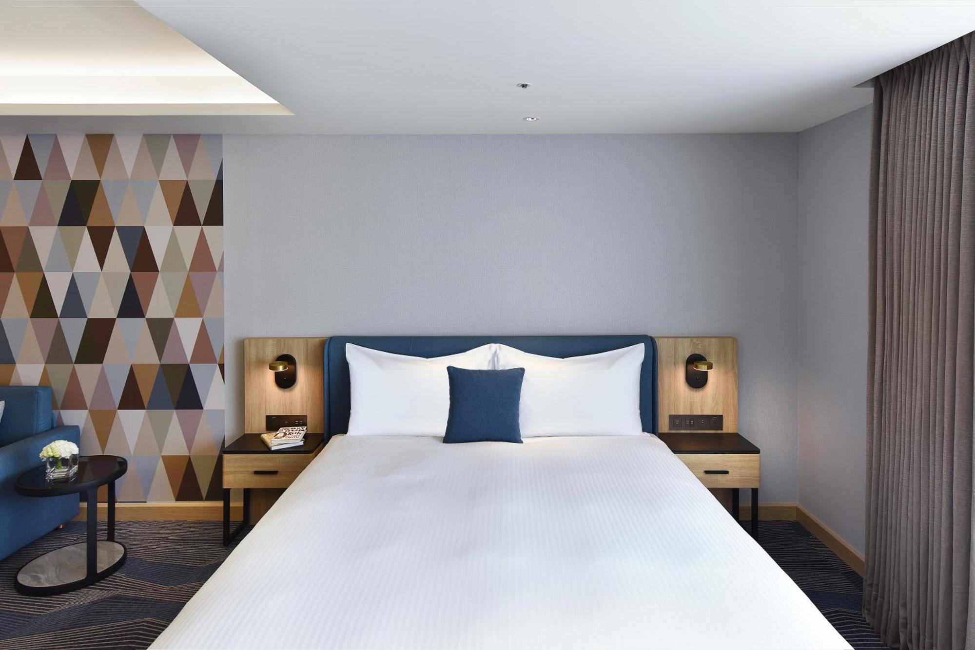 Fullon Poshtel - Kaohsiung Hotel Bagian luar foto